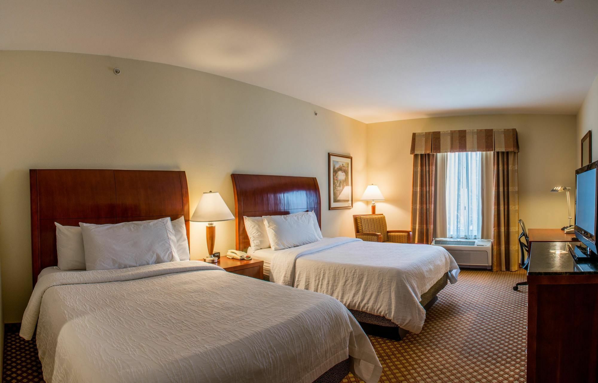 Hilton Garden Inn Elkhart Εξωτερικό φωτογραφία